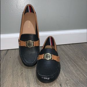 NWOT Tommy Hilfiger Womens loafers